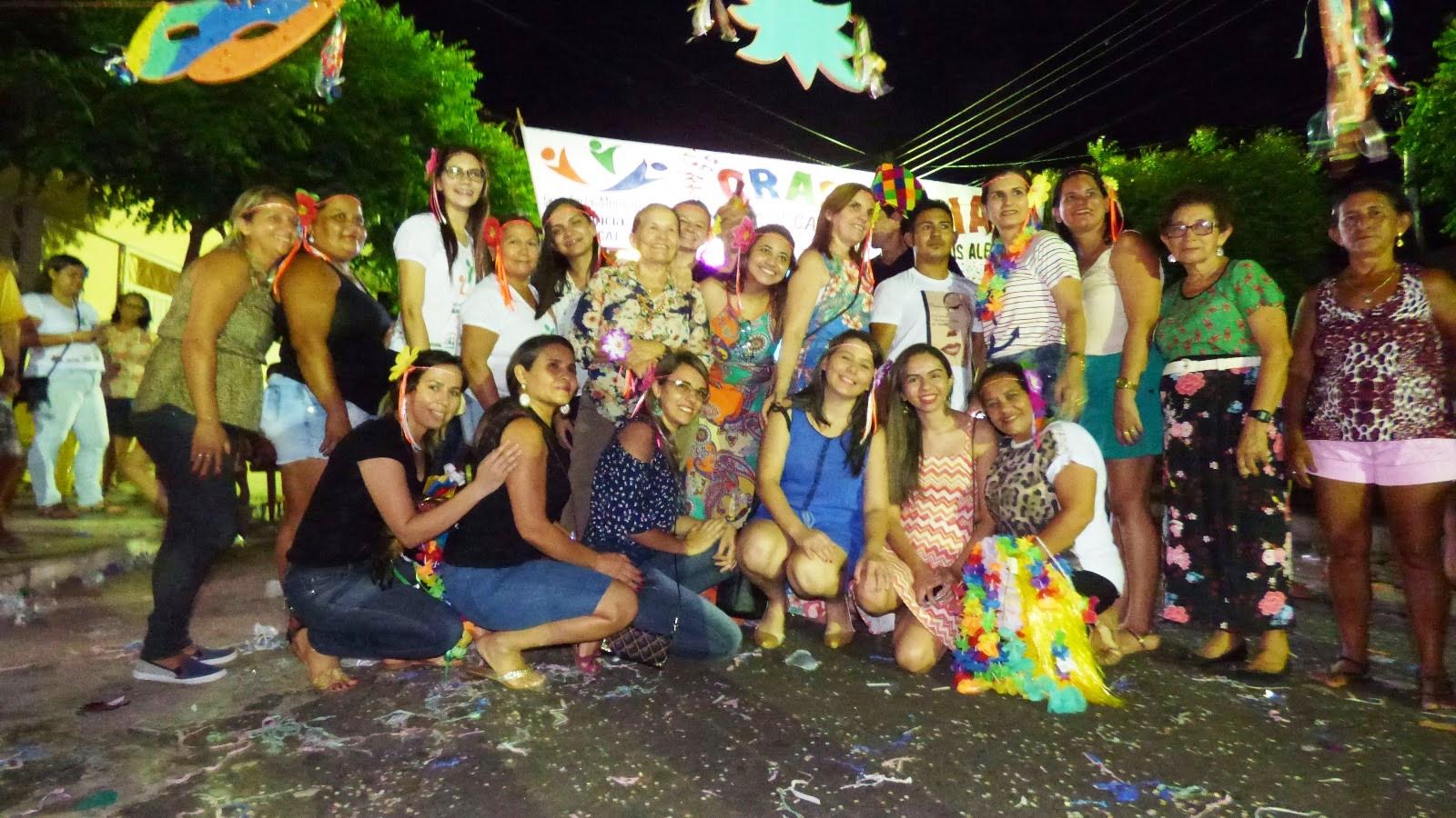 Idosos se reúnem em evento