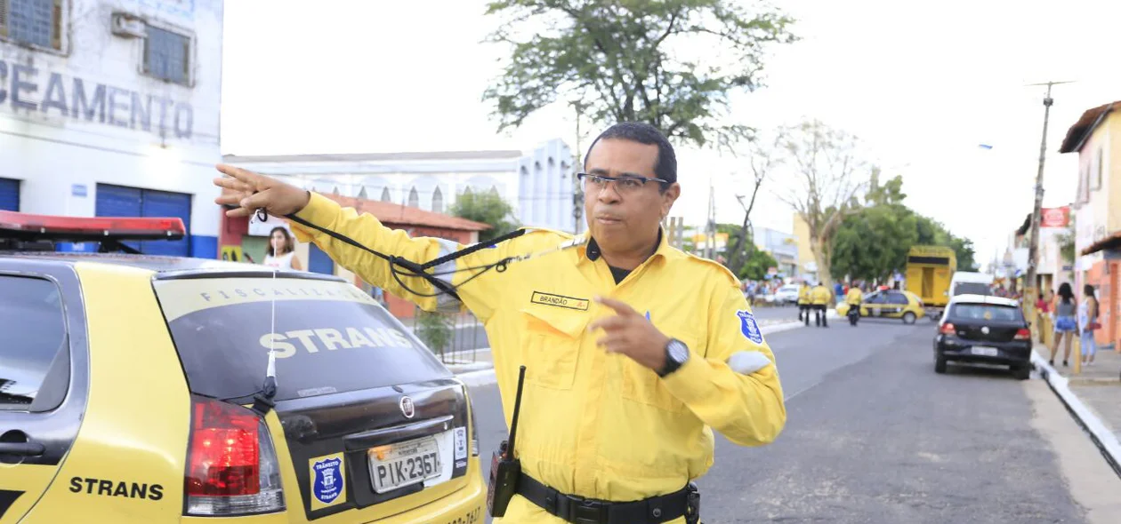 Strans acompanha evento carnavalesco no Dirceu