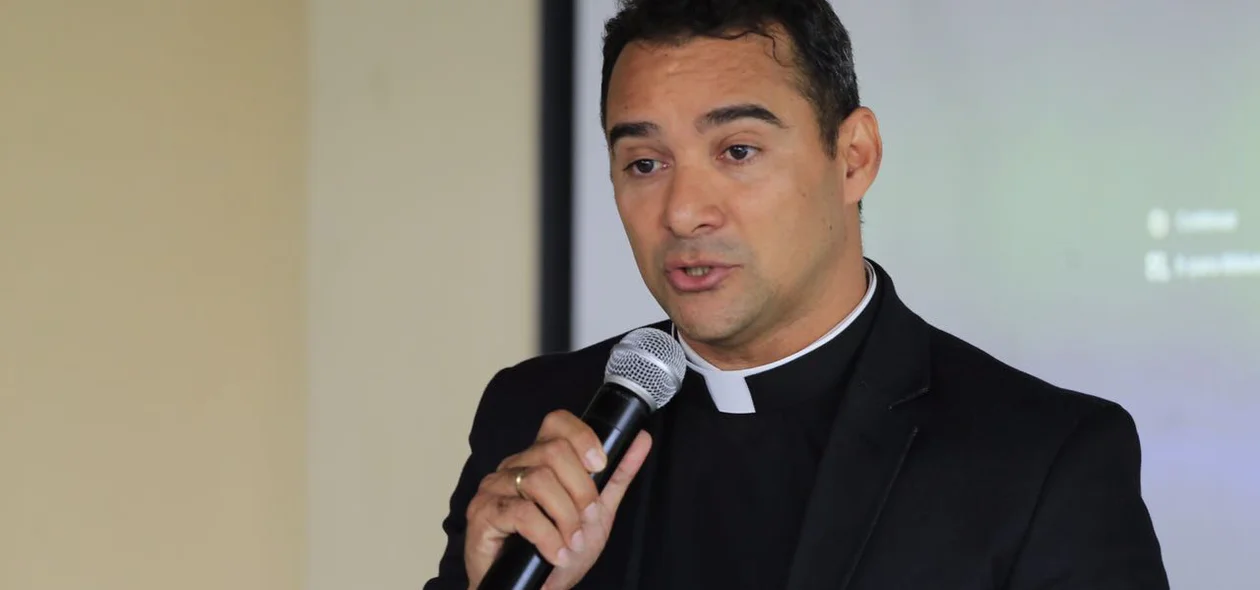 Padre Leonildo Campelo