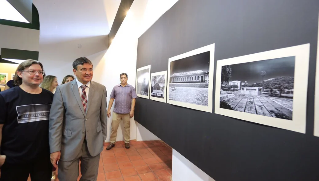 Wellington Dias confere exposição