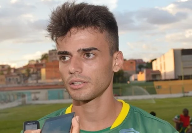 Volante Fred deixa o Picos para atuar por clube paulista