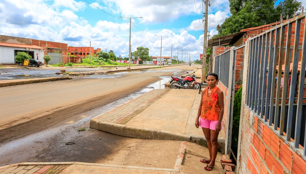 Maria do Carmo, moradora do bairro desde 1957