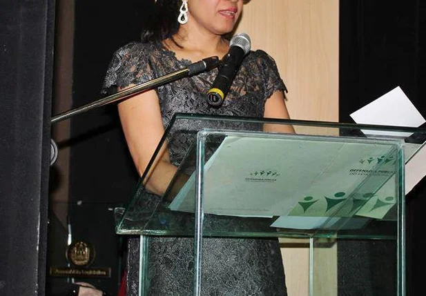 Hildeth Evangelista 