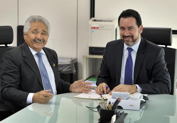  Elmano e Dyogo Oliveira