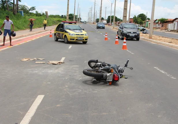 Acidente envolvendo duas motocicletas na zona sudeste de Teresina