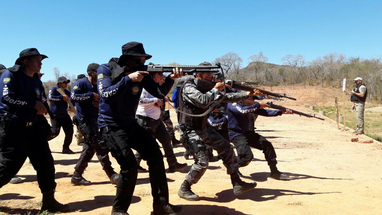 Curso de Rastreamento de Fugitivos em Área de mata em Bom Jesus