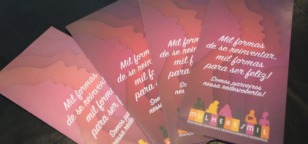 Folheto homenageando mulheres
