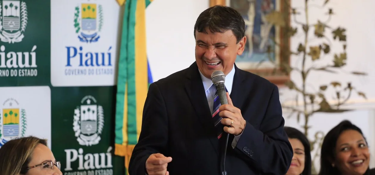 Governador Wellington durante discurso