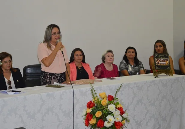 Mulheres são homenageadas pela Câmara Municipal de Picos