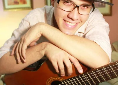 Cantor Thiago Reis