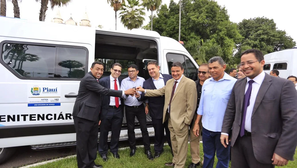 Sistema prisional do Piauí recebe viaturas novas