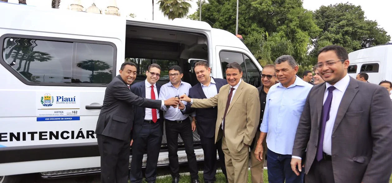 Sistema prisional do Piauí recebe viaturas novas