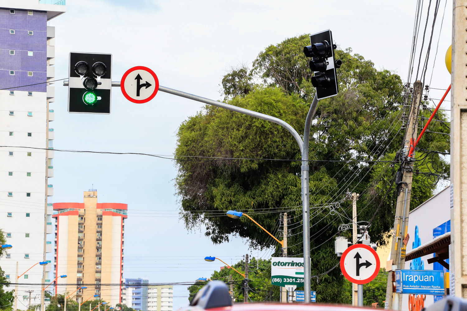 Sinalização semafórica para melhorar o trânsito