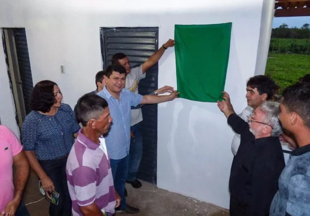 Autoridades entregam casas na zona rural de Cocal