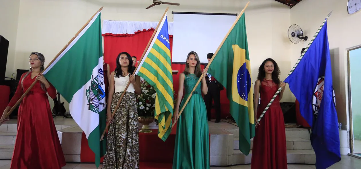 Apresentação durante o culto