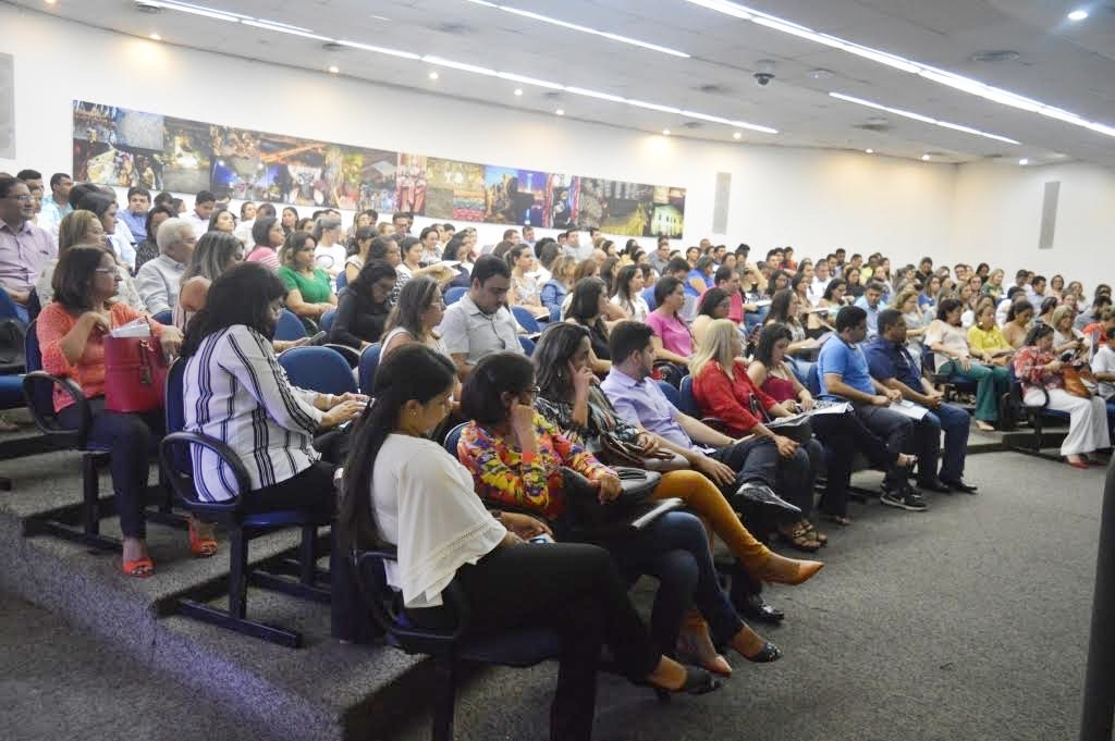 Cocal participa de encontro