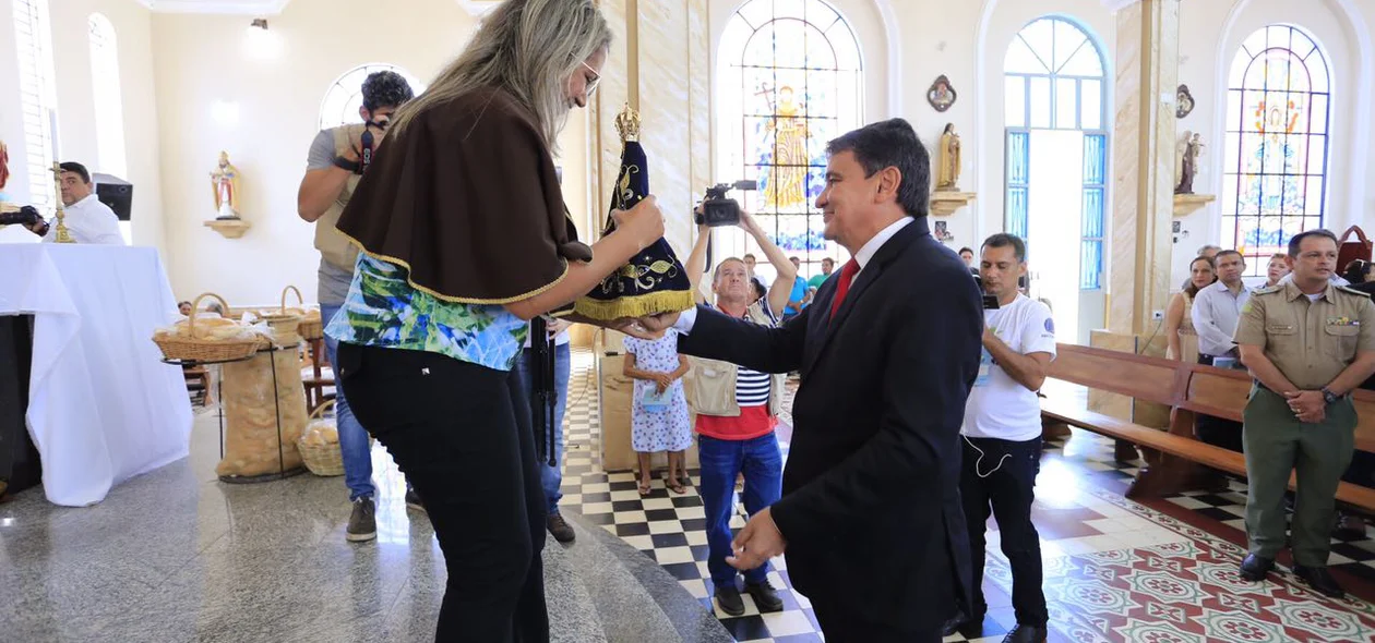 Governador participa de missa pelos 194 anos da Batalha do Penipapo