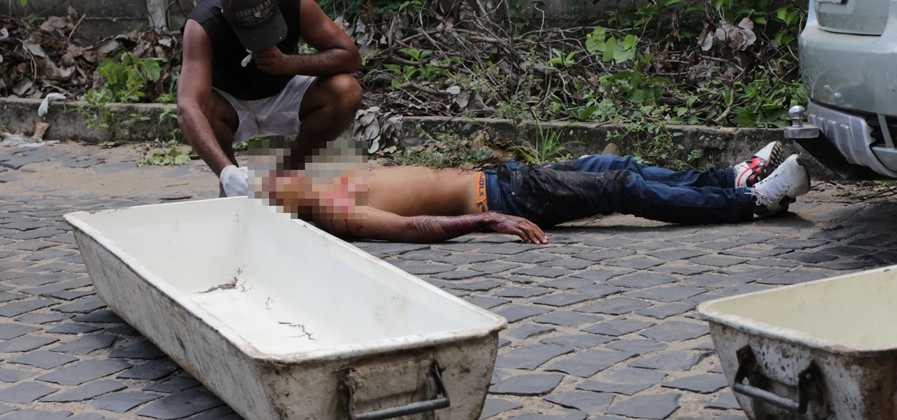 Pai chora após morte do filho