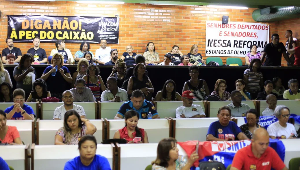 Audiência na Alepi
