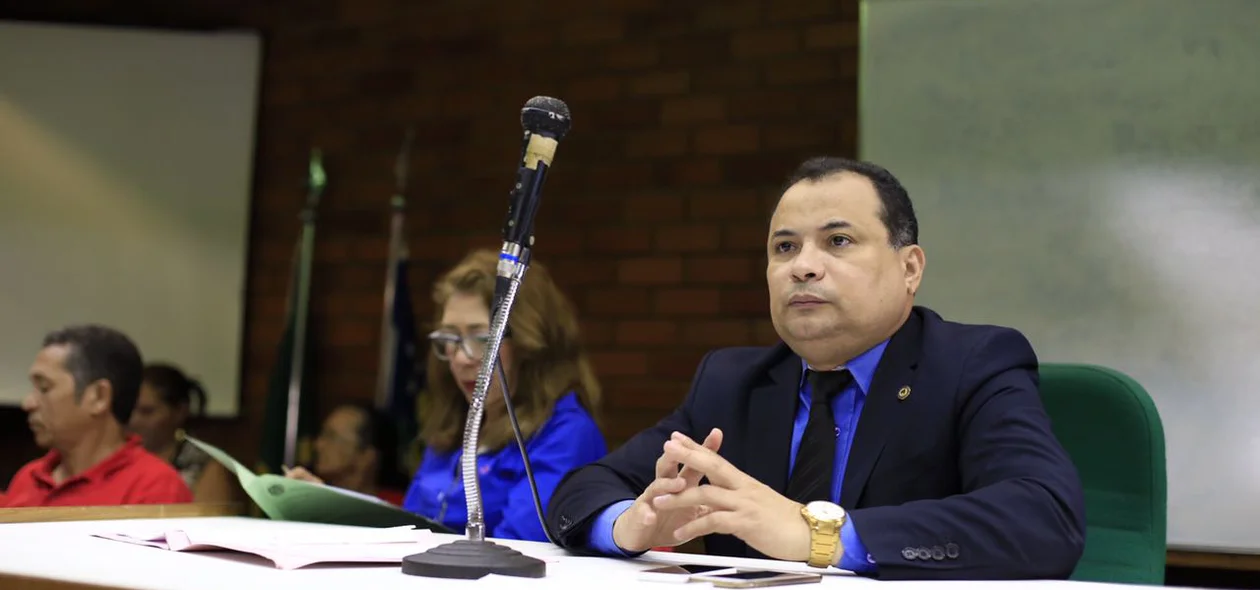 Deputado Evaldo Gomes (PTC)