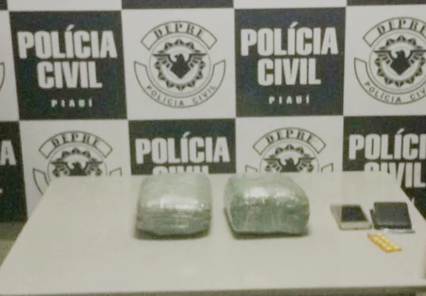 Droga apreendida no bairro Planalto Uruguai