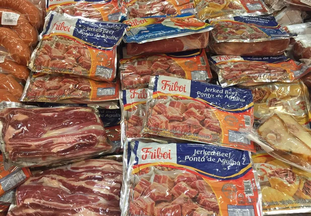 Supermercados continuam vendendo carne da Friboi em Teresina