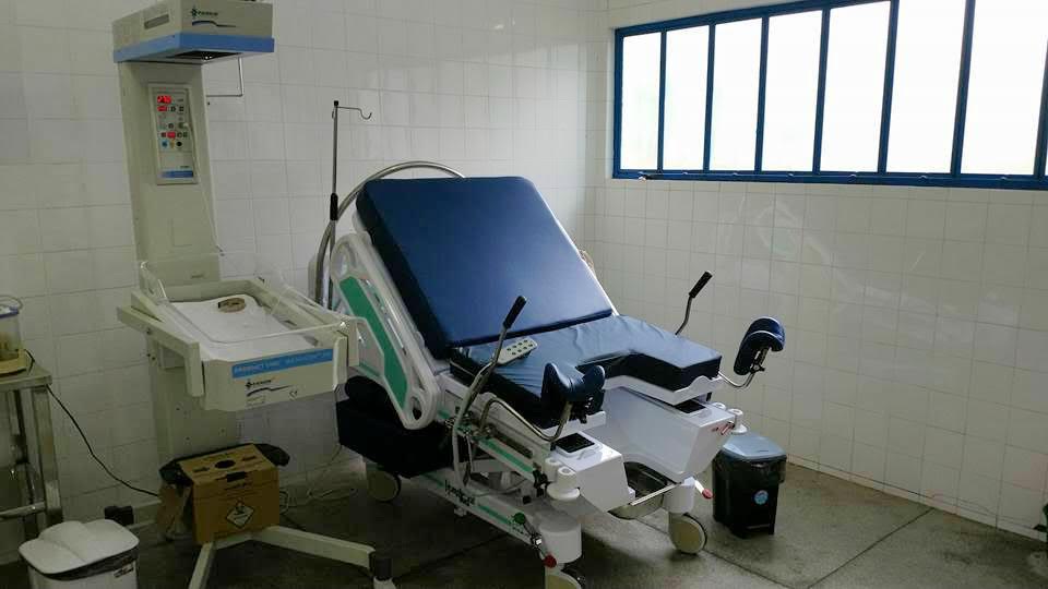 Cama PPP (pré-parto, parto e pós-parto)