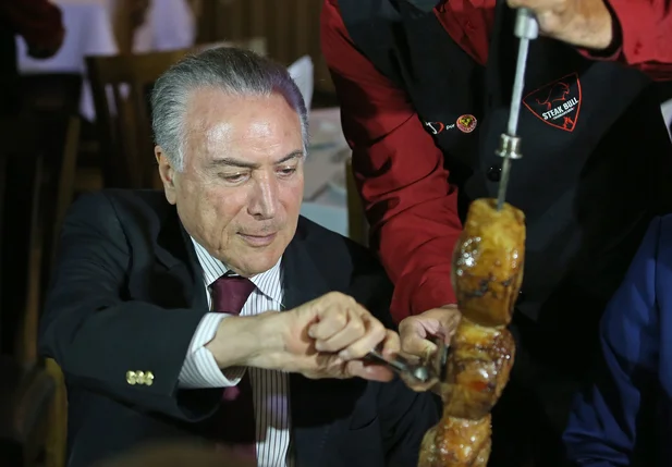 Michel Temer defende carne brasileira