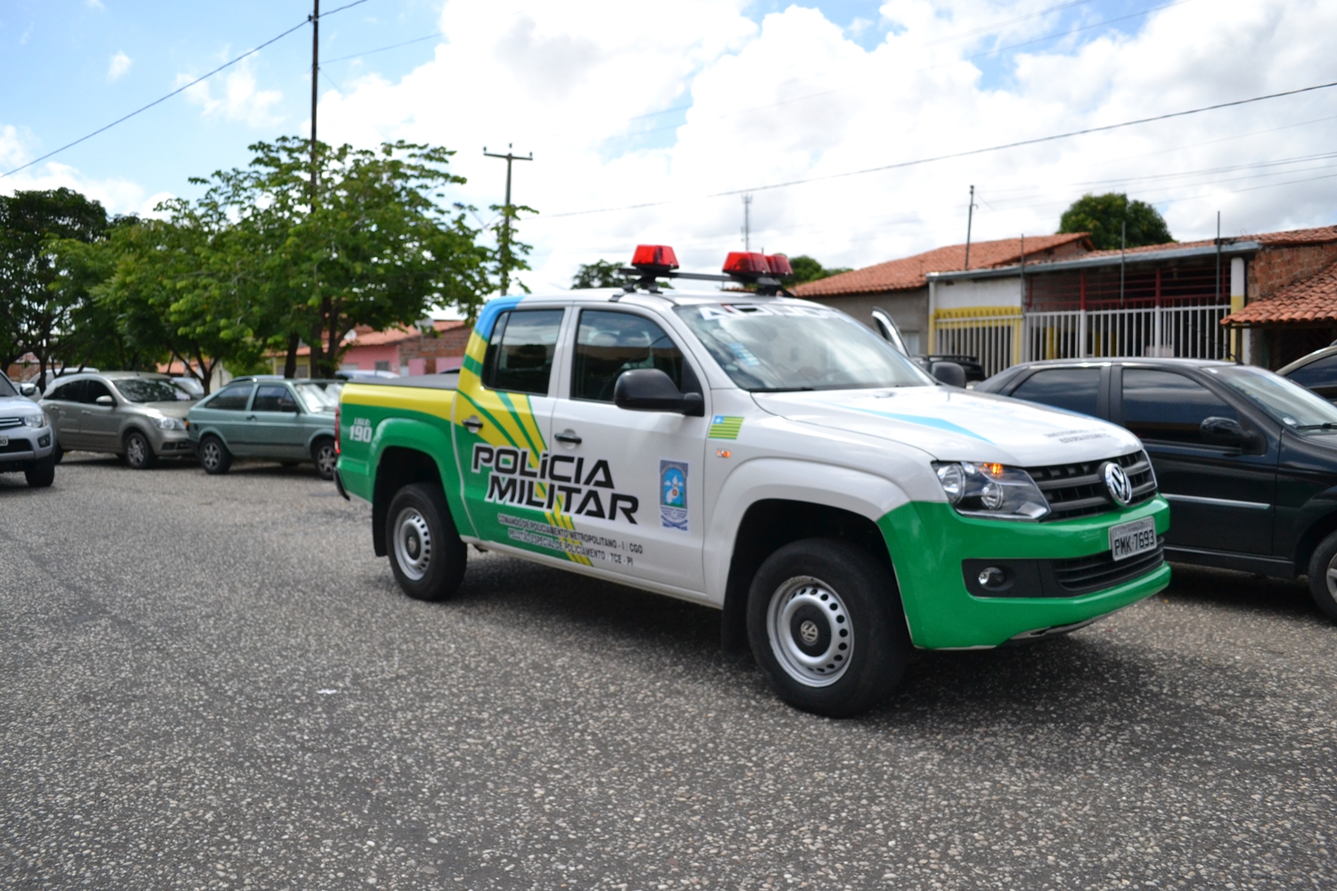Viatura adquirida em parceria entre o TCE e a PM/PI