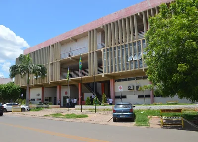Eletrobras corta energia da Prefeitura de Picos
