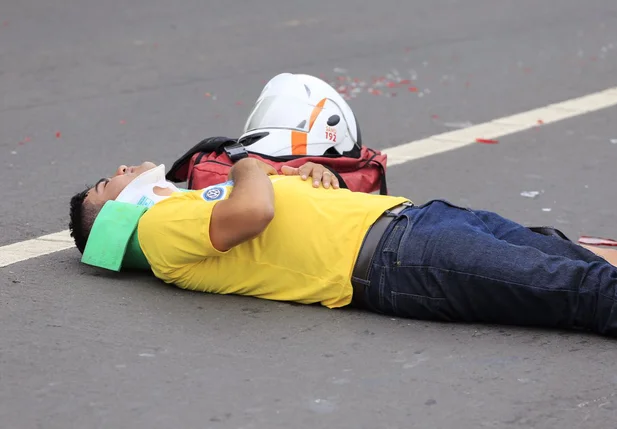 Acidente deixa motoqueiro ferido na zona leste de Teresina