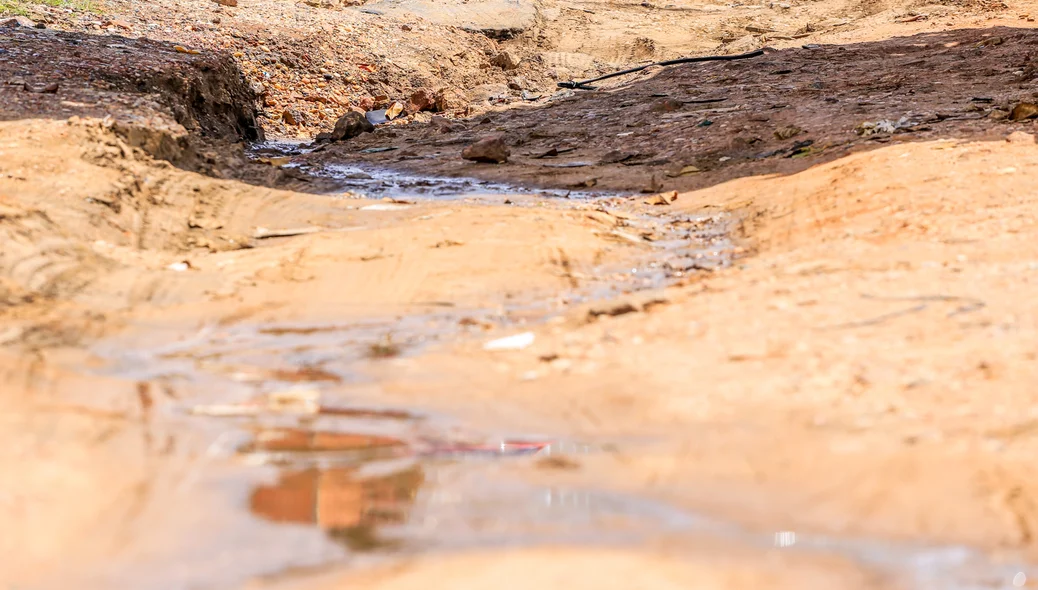 Moradores reclamam da falta de calçamento na Zona Leste de Teresina