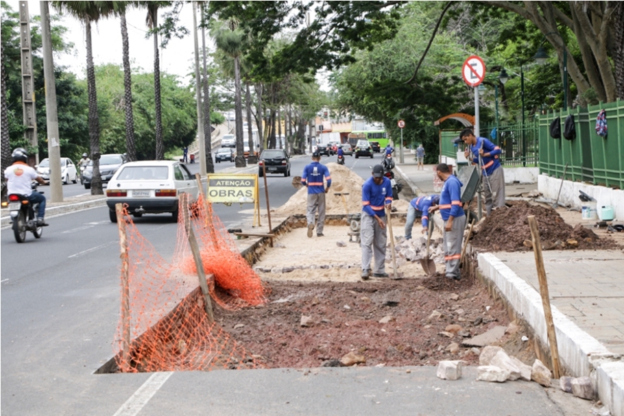 Obras na Avenida Maranhão 