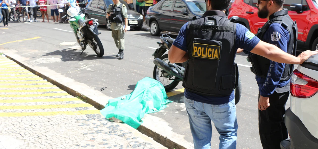 Polícia Civil no local 