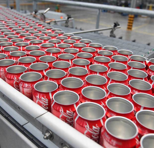 Latas de Coca-Cola