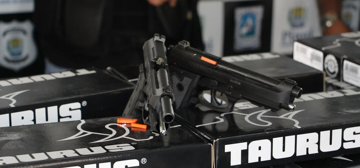 Armas