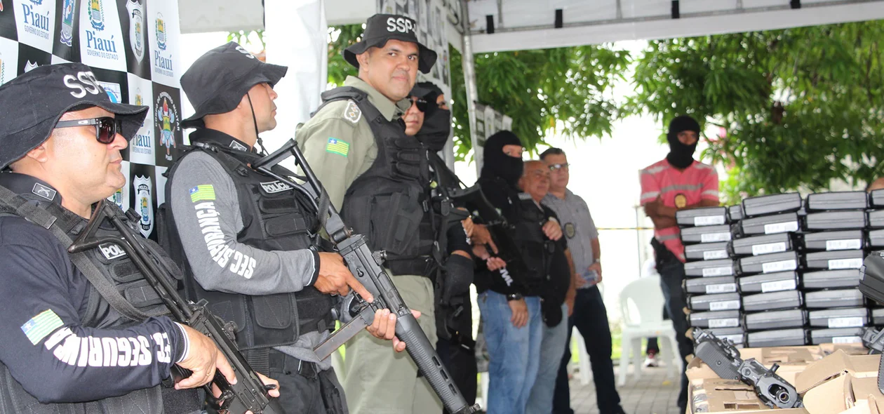 Equipes da Força Tarefa da Secretaria de Segurança