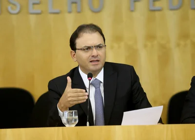 Advogado Marcus Vinicius Furtado Coelho