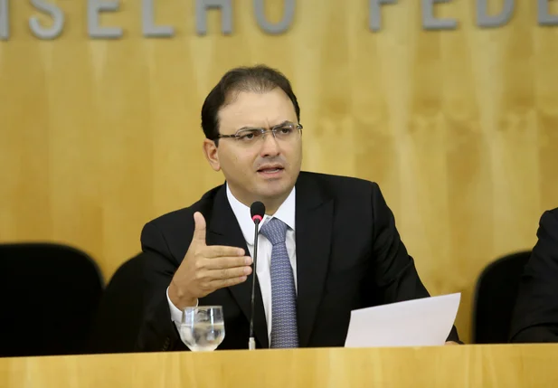 Advogado Marcus Vinicius Furtado Coelho