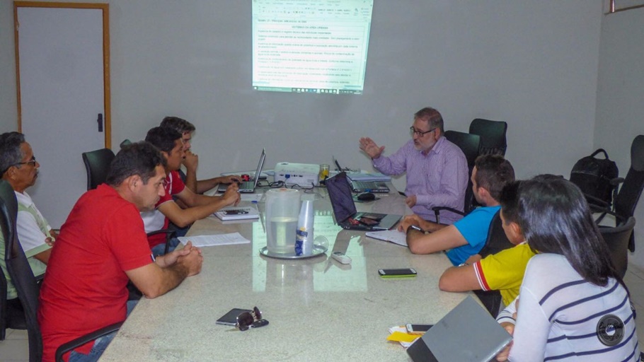 Cocal discute Plano Municipal de Saneamento Básico