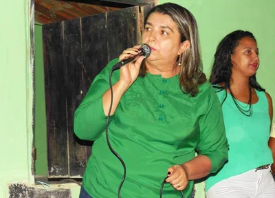 Ex-prefeita Chirlene Araújo