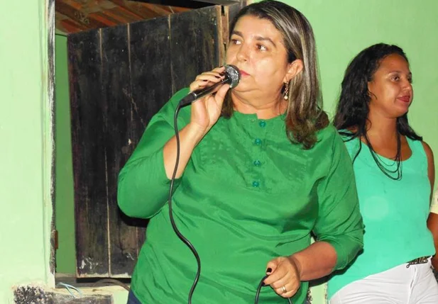 Ex-prefeita Chirlene Araújo