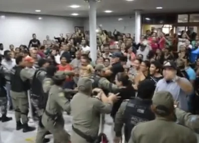 Manifestação na Câmara de Vereadores da cidade de Valença do Piauí