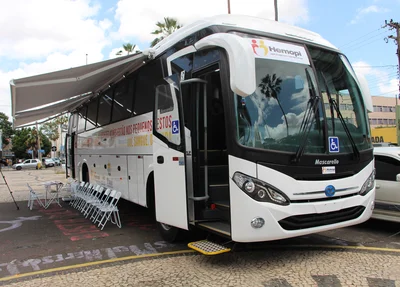 Ônibus entregue ao Hemopi