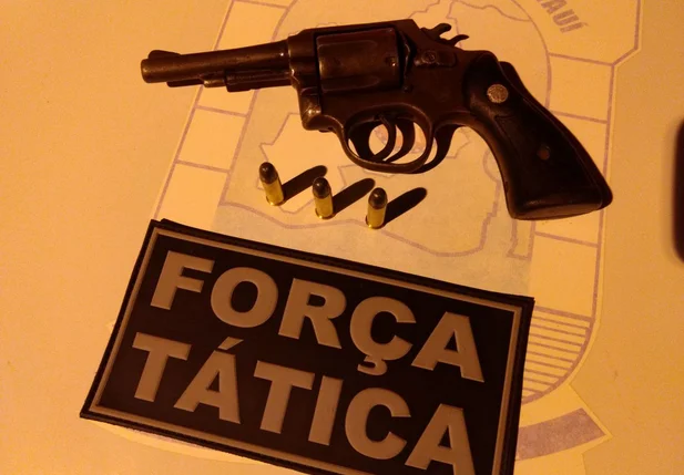 Arma apreendida pela Força Tática de Paulistana