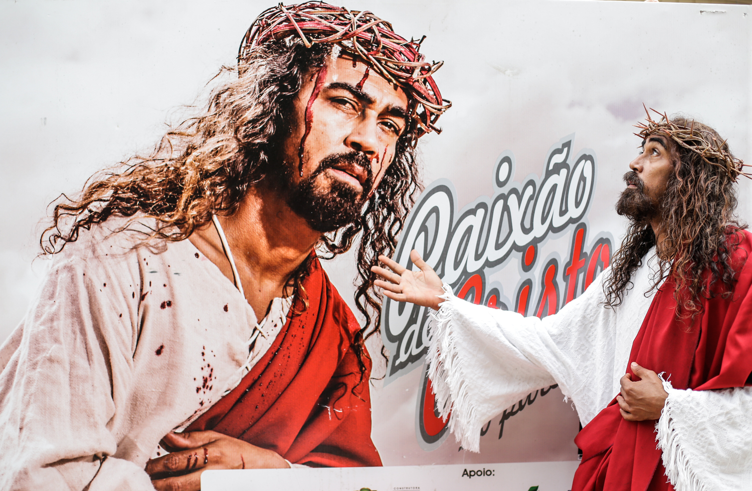 Ator Dilcon Carvalho como Jesus Cristo