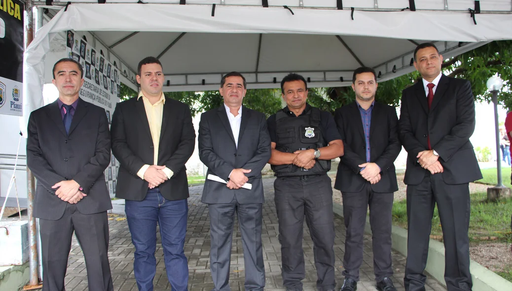 Autoridades policiais que estiveram a frente da operação