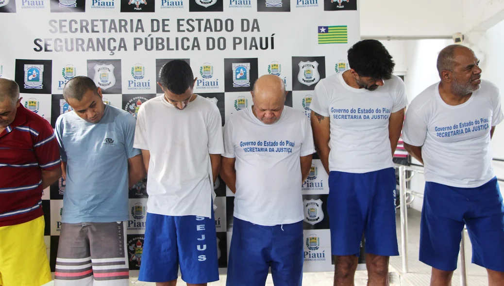 Foram presos 13 pessoas