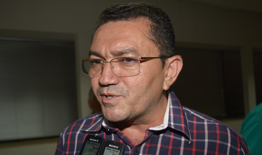 Candidato derrotado quer cassação do diploma do Padre Walmir