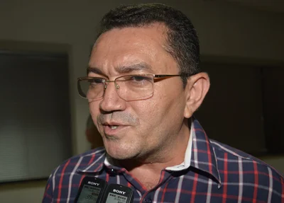 Candidato derrotado quer cassação do diploma do Padre Walmir